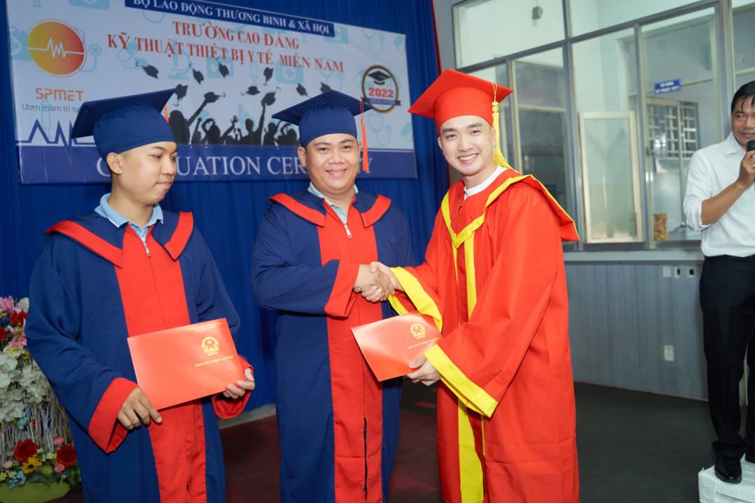 Picture of Sang Le Tech - Doi Moi 2